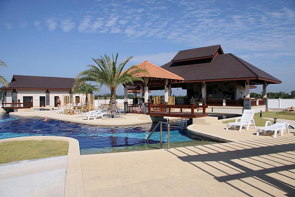 Sea Breeze House Mae Phim Quarto foto
